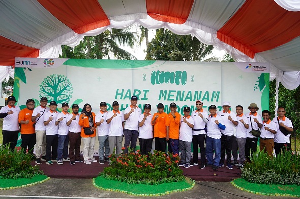 Bareng Warga, KPI Balikpapan Tanam 1000 Bibit Mangrove di HMPI