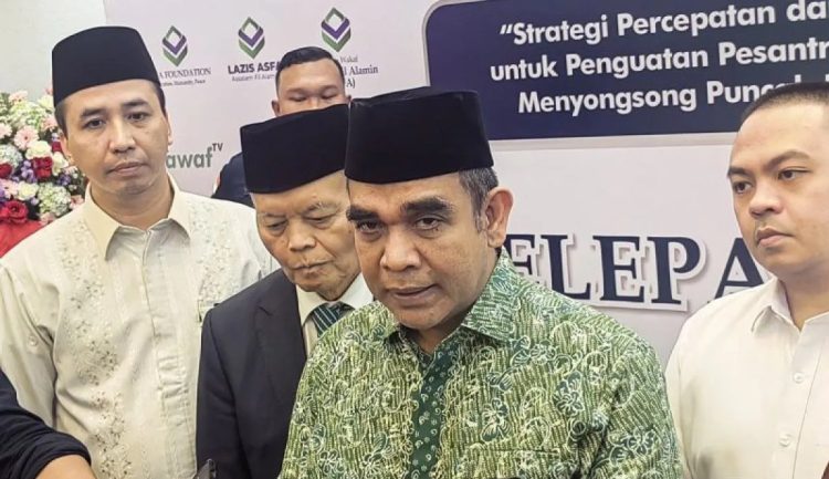 Ketua MPR Tekankan Peranan Penting Pesantren Bagi Bangsa Indonesia