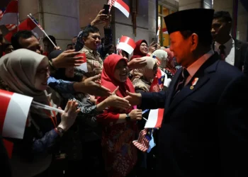 Presiden Prabowo Disambut Antusias WNI yang Berlibur di Malaysia