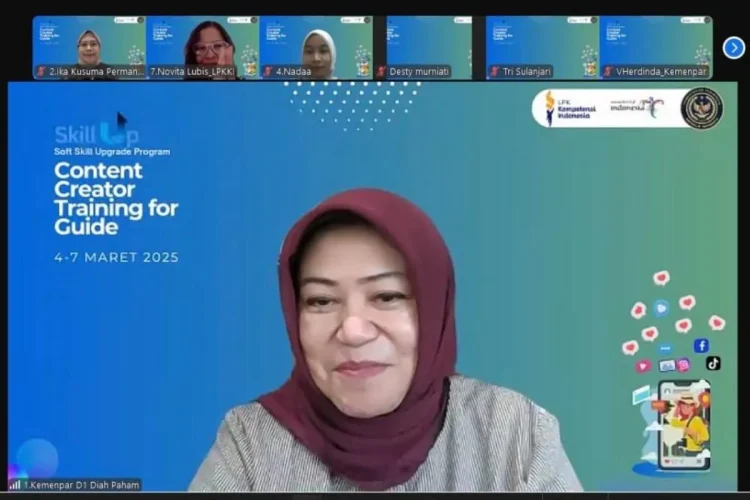 Kemenpar dan LPK KI Beri Pelatihan Konten Kreator Pada Pemandu Wisata