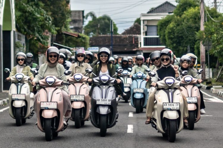 Otomotif Award 2025 Borong Sembilan Piala Yamaha Dominasi Ajang Penghargaan Otomotif Bergengsi Tahun Ini