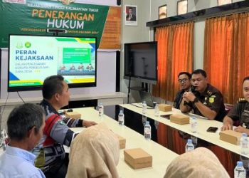Kejati Kaltim Beri Penerangan Hukum Pada Perangkat Desa di Tenggarong