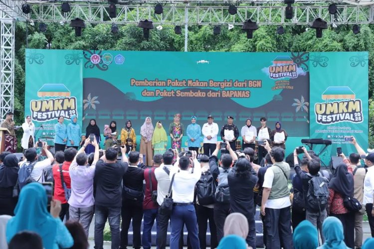 Meriahnya Pembukaan UMKM Festival Rangkaian HKG PKK ke-53