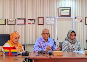Diskusi Tim Peneliti RS AW Sjahranie bersama Dr Afzal Mahmood