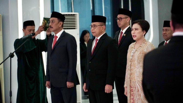 Menteri Nusron Lantik 840 Pejabat ATR/BPN