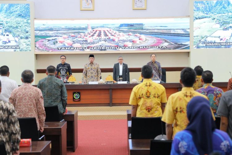 Percepat Penyelesaian Masalah Pertanahan Menteri Nusron Gelar Rakor dengan Kepala Daerah se-Sulsel