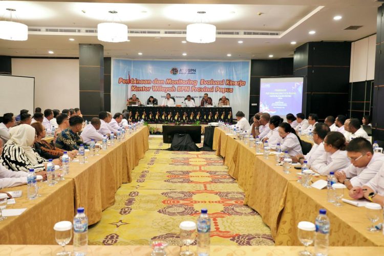 Semakin Sederhana, Semakin Baik Menteri Nusron Perkuat Layanan Pertanahan di Papua