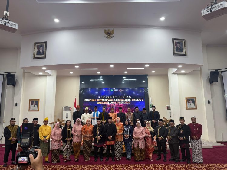 Pelepasan PKN Tingkat II Angkatan XXVIII Kaltim 2025 30 Peserta Lulus, ASN Corporate University Diluncurkan