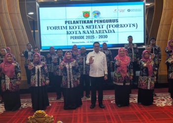 Wali Kota Samarinda Kukuhkan Pengurus Forkots & PPTI