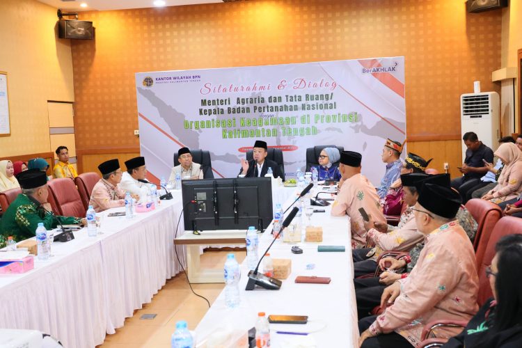 Percepat Sertipikasi Tanah Wakaf di Kalteng Menteri Nusron: Jangan Sampai Rumah Tuhan Tidak Terurus