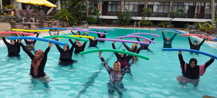 Waterfit Class Media Fit, Program Baru Klinik Media Farma Ramah Sendi dan Diminati Warga Samarinda