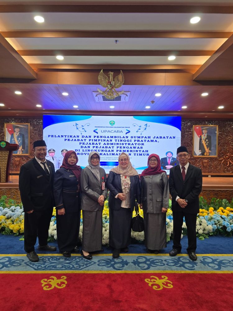 Mutasi Pejabat RSUD AWSjahranie Momentum Percepatan Kinerja dan Peningkatan Layanan