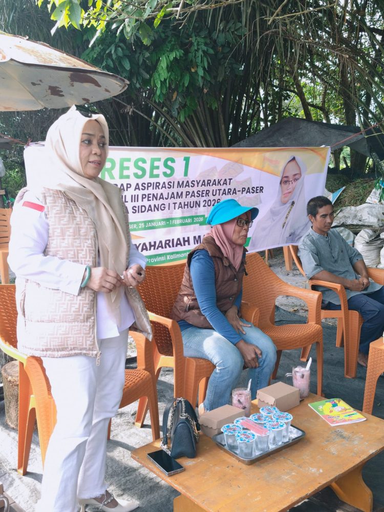 Reses Masa Sidang I Hj Syahariah Mas’ud Serahkan 150 Ekor Sapi untuk Kelompok Tani di PPU