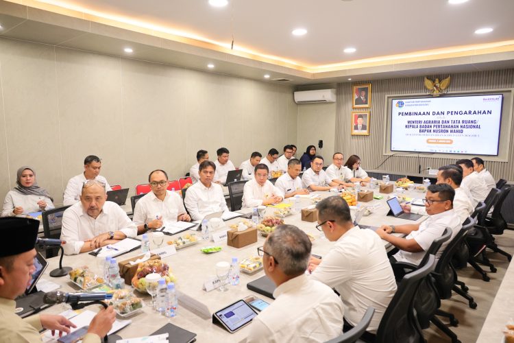 Tindak Lanjut Penyelesaian Berkas Layanan Pertanahan Menteri Nusron Minta Jajarannya Selesaikan Secara Terukur