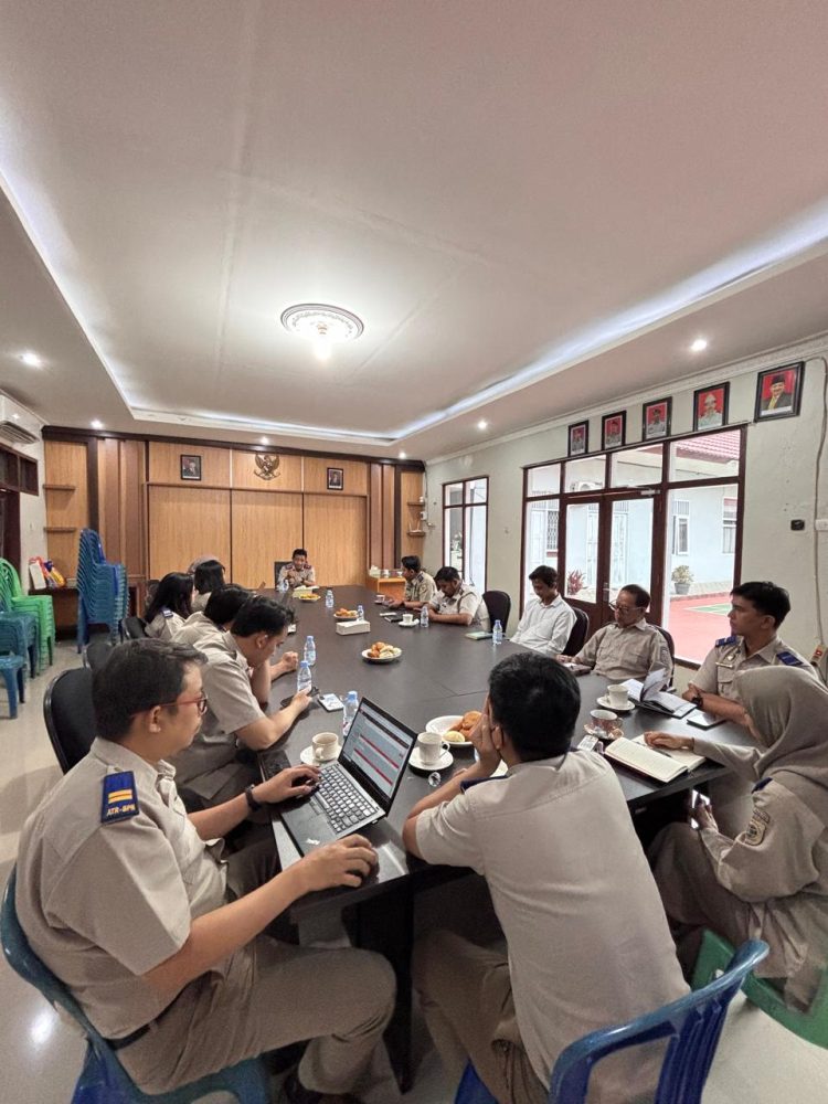 Perkuat Koordinasi Internal Kantor Pertanahan Kabupaten Paser Gelar Rapat Internal