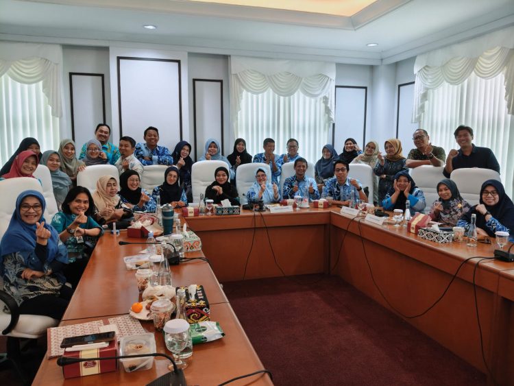 Persakmi Kaltim Tancap Gas di Raker 2026 Perkuat Sinergi Pemda, Posyandu, dan Kewirausahaan Sehat