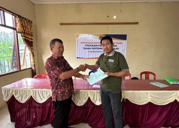 98 Sertipikat PTSL Diserahkan kepada Warga Desa Tengkapak