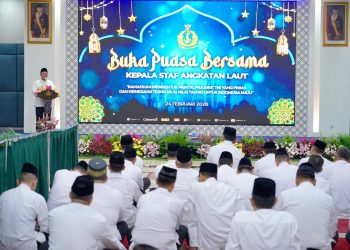 Tausiah di Buka Bersama KASAL