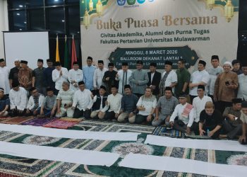 Bukber IKA Faperta Unmul Hadirkan Alumni dan Tokoh Daerah, Sekaligus Rayakan Milad Rektor