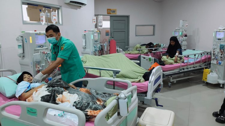 Unit Hemodialisa RSUD IA Moeis Samarinda Layani Ratusan Sesi Cuci Darah Tiap Bulan