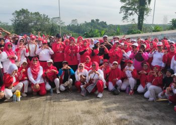 Ratusan Warga Antusias Ikuti Senam Jantung Sehat di Tenggarong Seberang