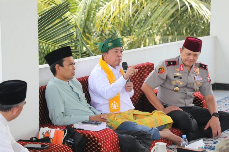 Menteri Nusron Tekankan Kepemimpinan Berorientasi Rakyat di Riau