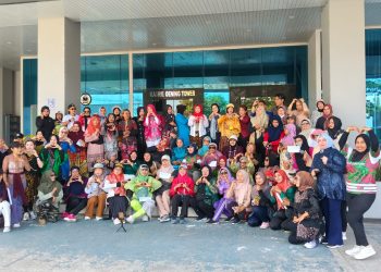 Semarak Hari Kartini, YJI Kaltim Gelar Senam Jantung Sehat Berkebaya di Samarinda