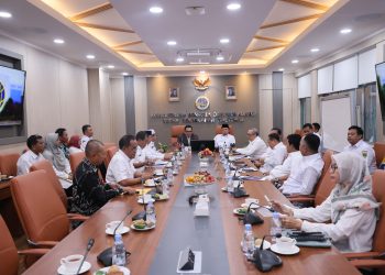 Rakor Kepala Daerah se-Kalsel, Menteri Nusron Tegaskan Penentuan Lokasi LP2B Kewenangan Daerah