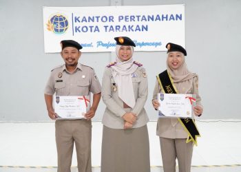Kantah Tarakan Beri Penghargaan Pegawai Terbaik dan Tetapkan Agen Perubahan 2026