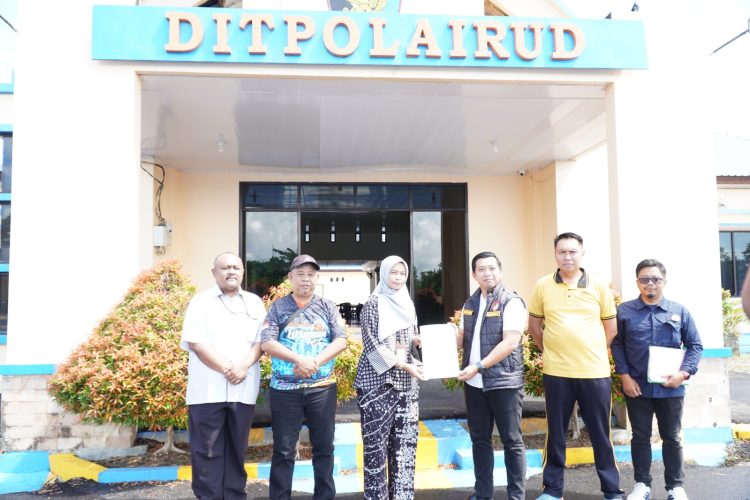 Kantah Tarakan Serahkan Sertipikat Aset Negara kepada Polairud Polda Kaltara