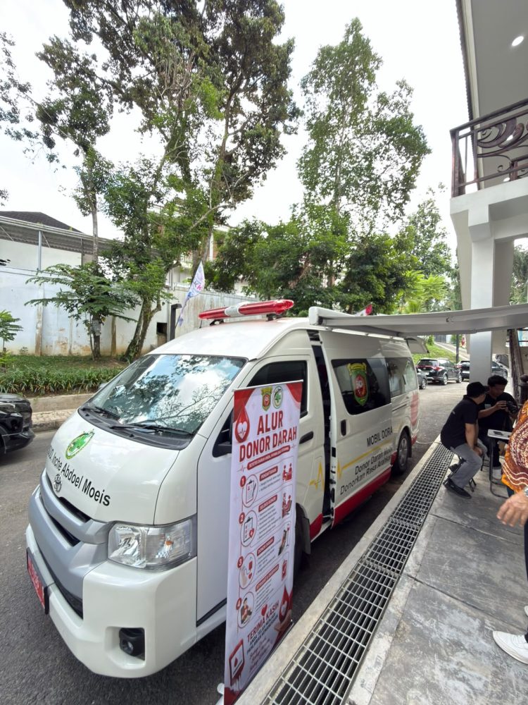 Mobile UPD Perdana RSUD IA Moeis Dekatkan Layanan Donor Darah ke Masyarakat